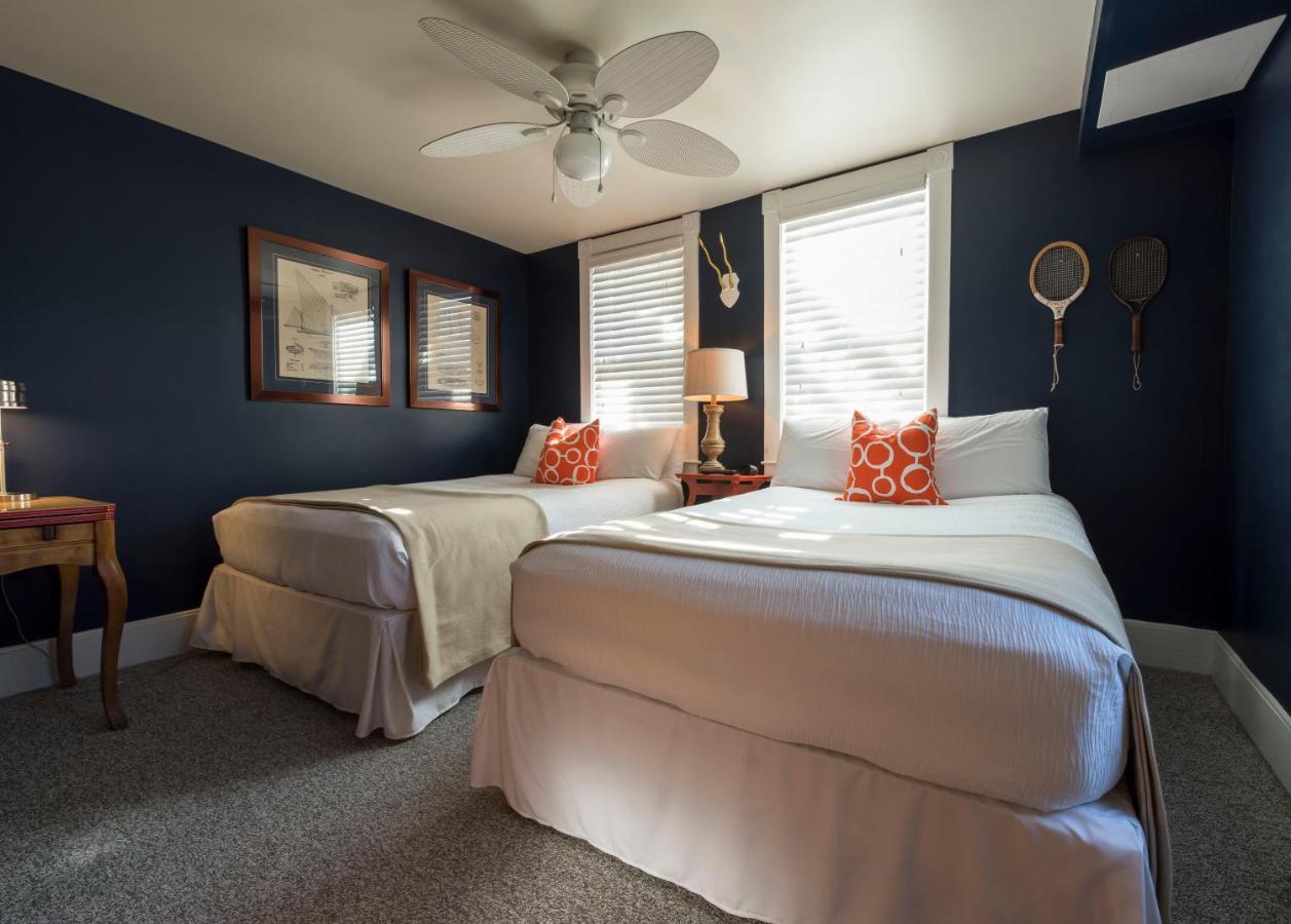 Rehoboth Guest House (Adults Only) เรอโฮโบธบีช ภายนอก รูปภาพ